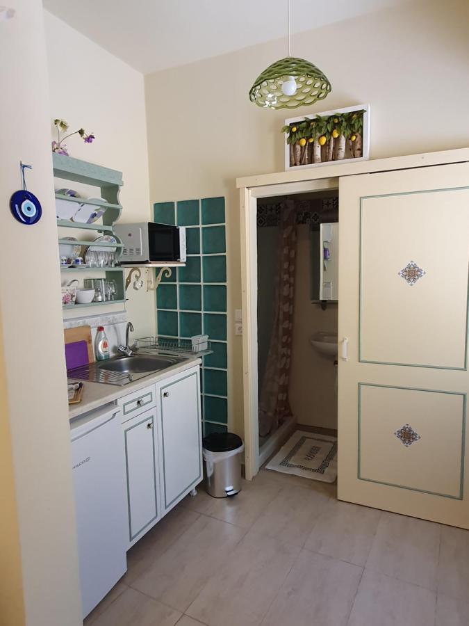 Maison Masse - With Private Courtyard (adults Only) Apartment